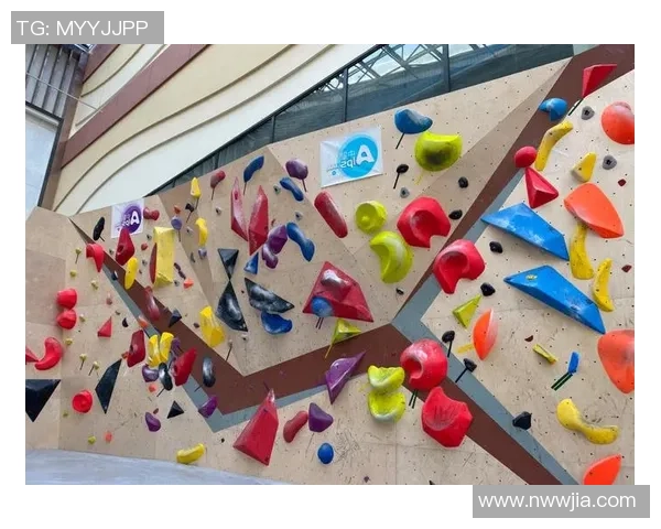 攀岩战术解析:探秘北京攀岩队独特的节奏与技巧体系 攀岩战术解析:探秘北京攀岩队独特的节奏与技巧体系